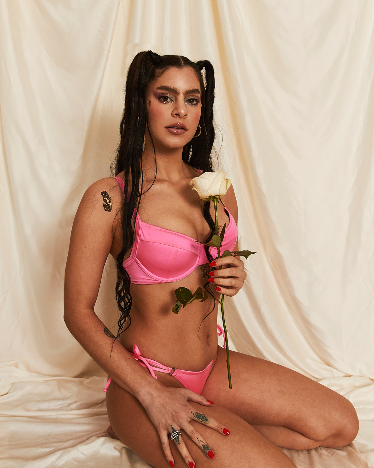 Cosmos Underwire Bikini Top in Hot-Pynk